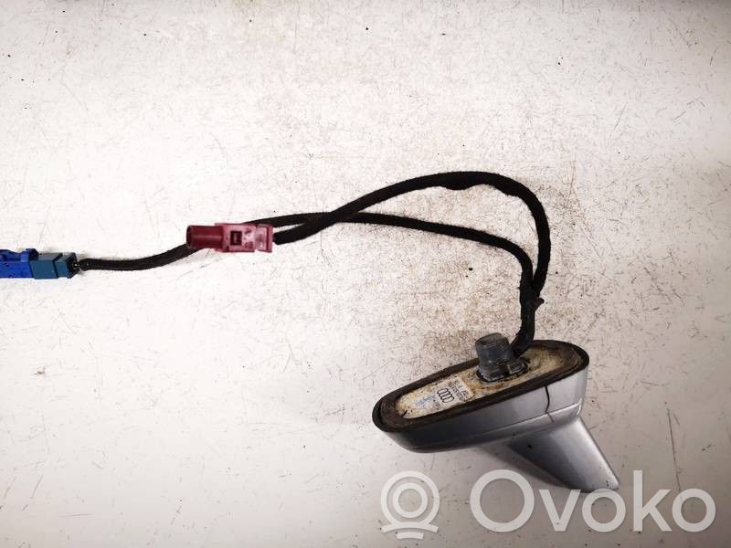 Audi A6 S6 C6 4F GPS-pystyantenni 