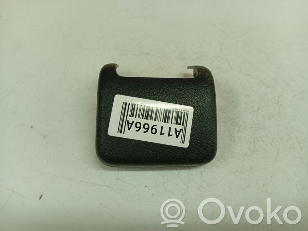 Mazda 6 Moldura inferior lateral del asiento trasero 