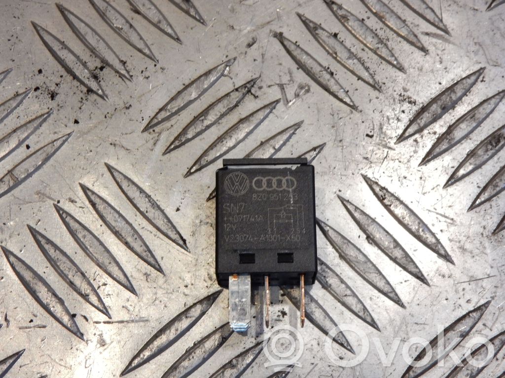 Audi A6 S6 C6 4F Autres relais 