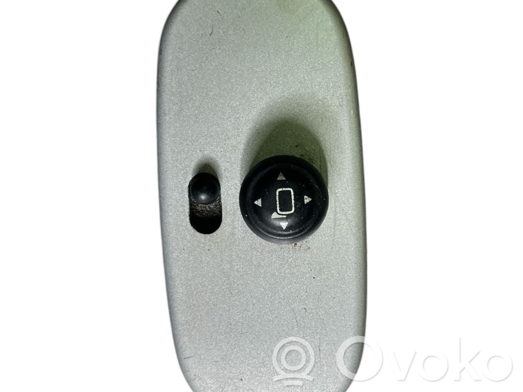 Mini One - Cooper R50 - 53 Wing mirror switch 