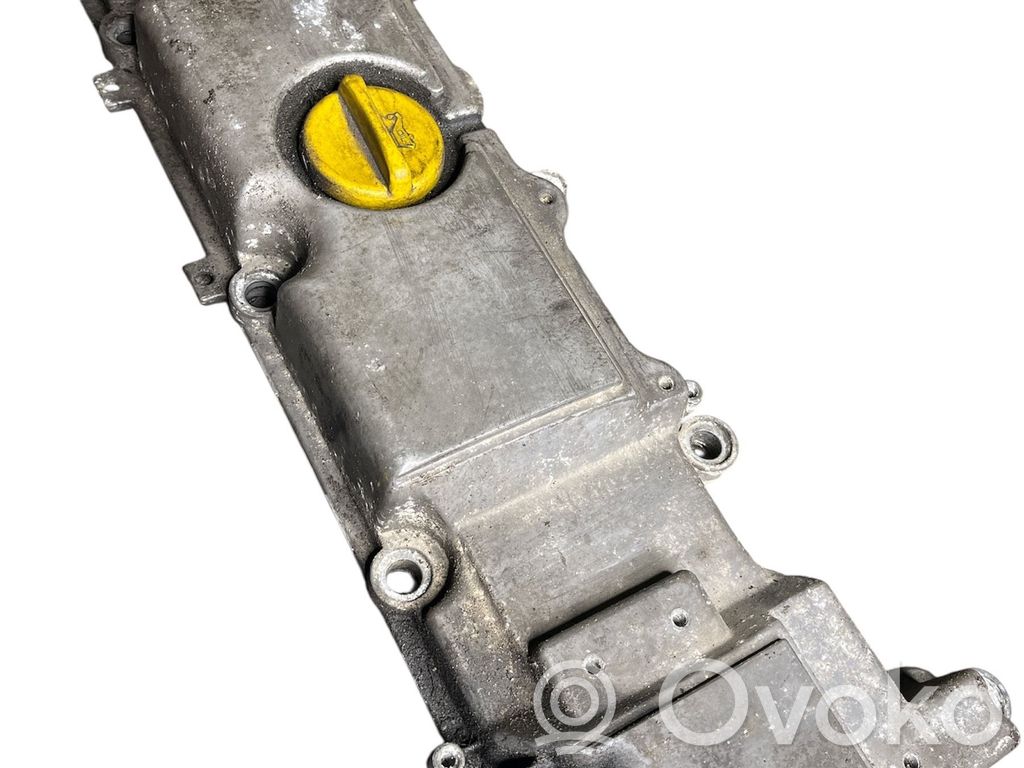 Opel Zafira A Galvutės dangtelis 