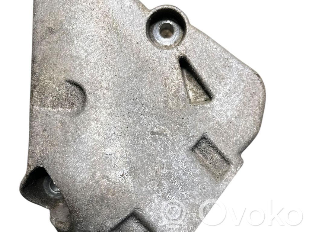 Volkswagen Polo IV 9N3 Engine mounting bracket 