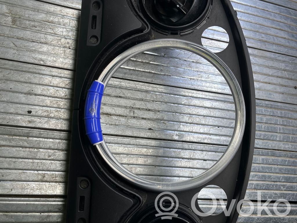 Mini One - Cooper R50 - 53 Dashboard trim 
