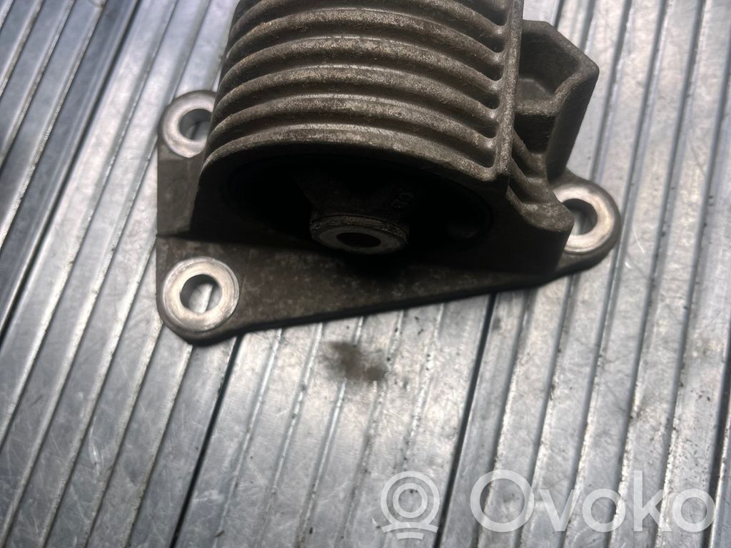 Mini One - Cooper R50 - 53 Engine mount bracket 