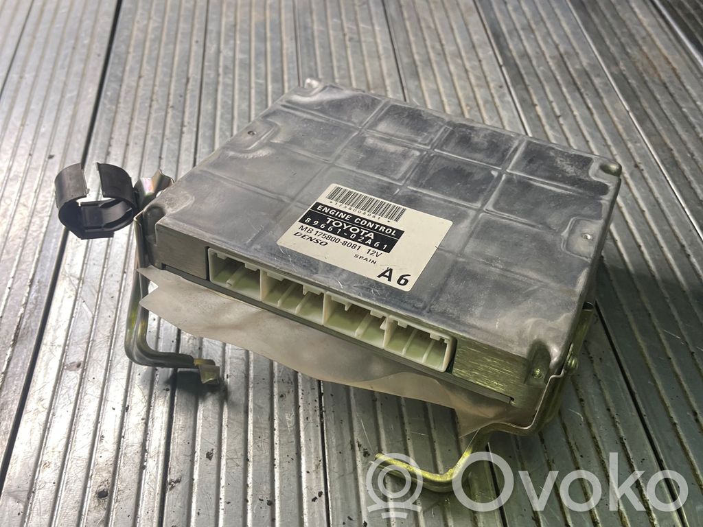 Toyota Corolla E120 E130 Engine control unit/module 