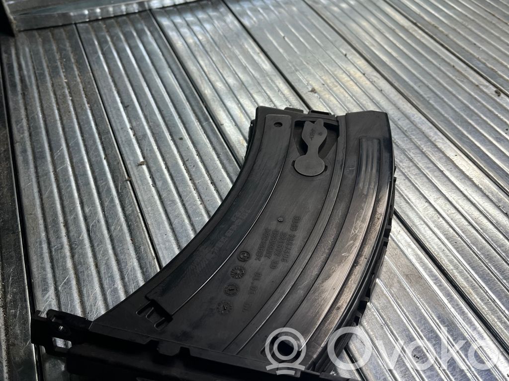 Cup holder   7127406
