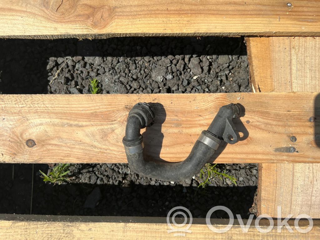 BMW 1 E81 E87 Engine coolant pipe/hose 