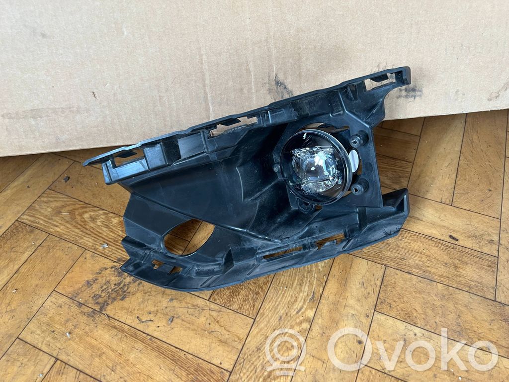 Volvo XC40 Światło przeciwmgłowe przednie 