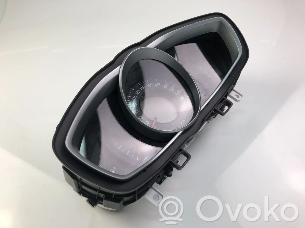 Volvo V60 Licznik / Prędkościomierz 