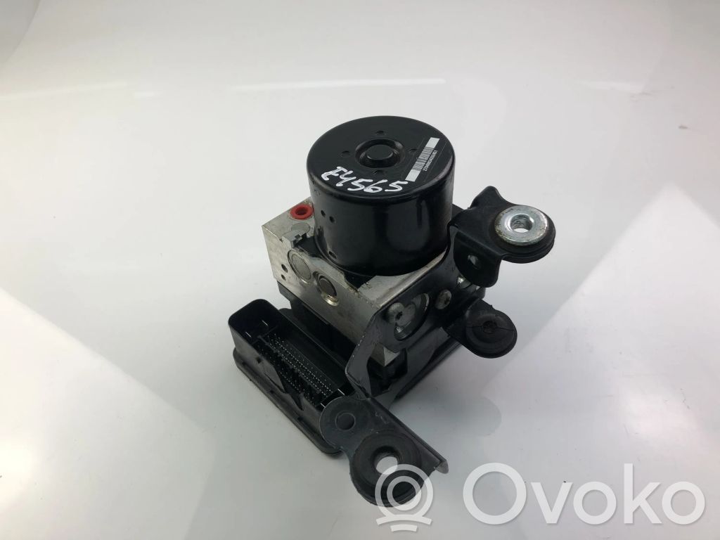 Volvo V70 ABS bloks 