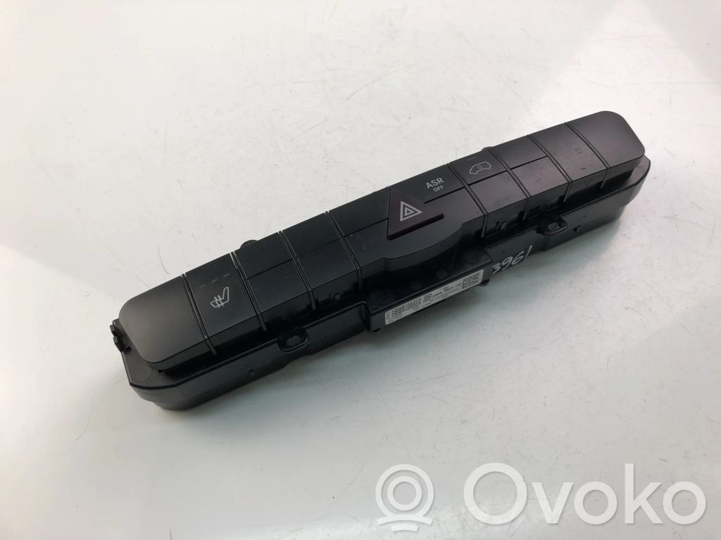 Mercedes-Benz Sprinter W906 Botón interruptor de luz de peligro 