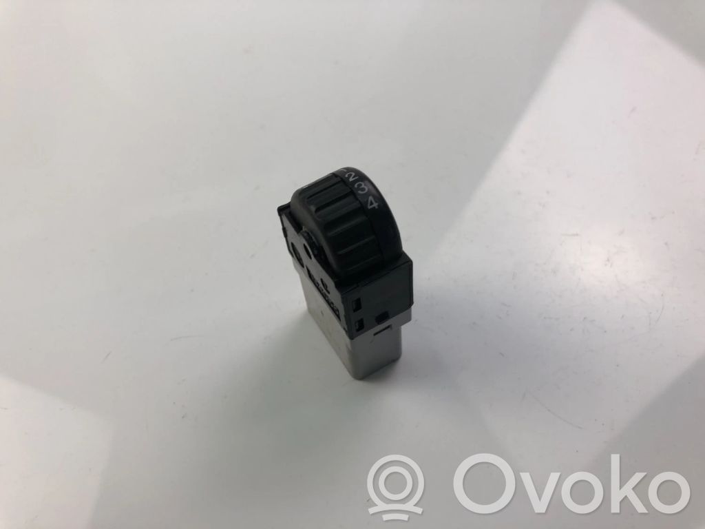 Headlight level height control switch   134056