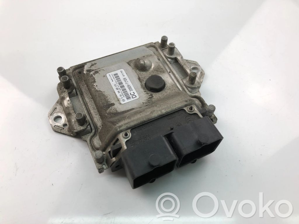 Komputer / Sterownik ECU silnika   3392071M20
