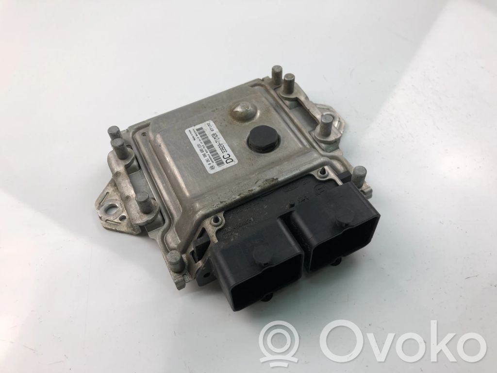 Komputer / Sterownik ECU silnika   3392071M20,0261S06685