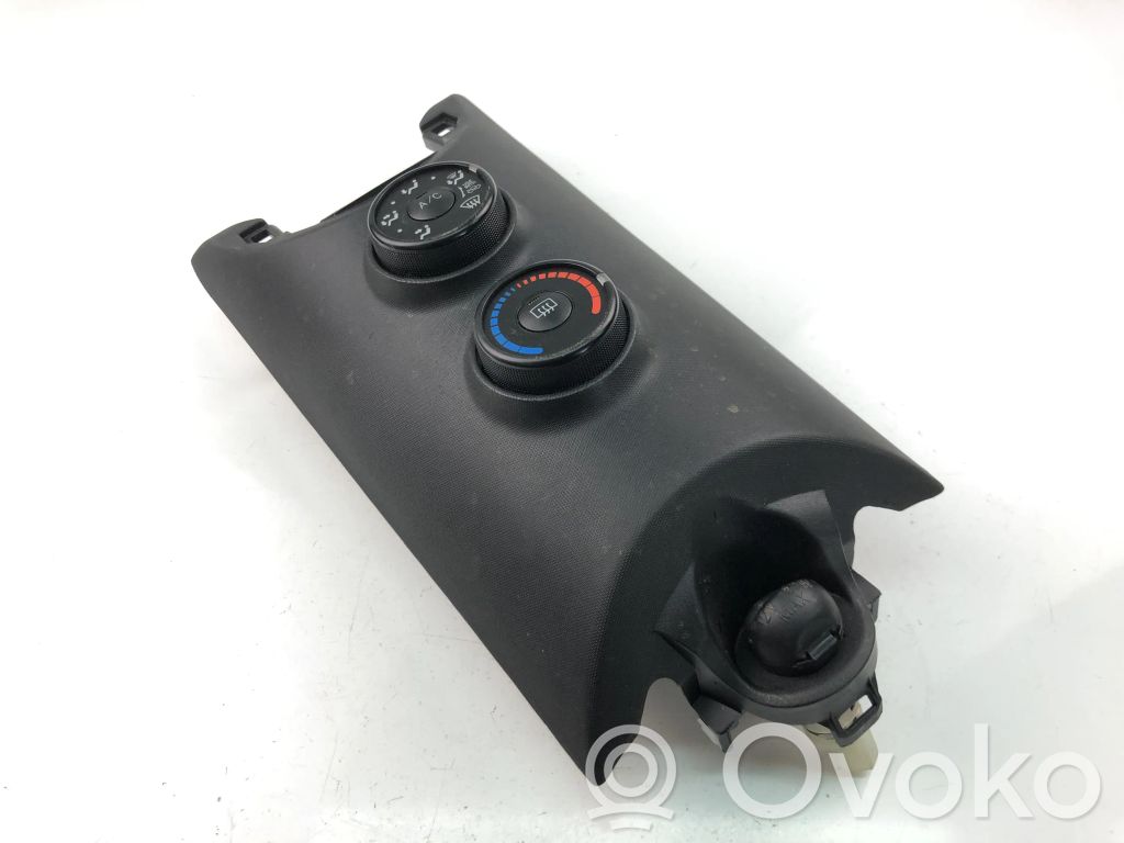 Toyota iQ Interior fan control switch 