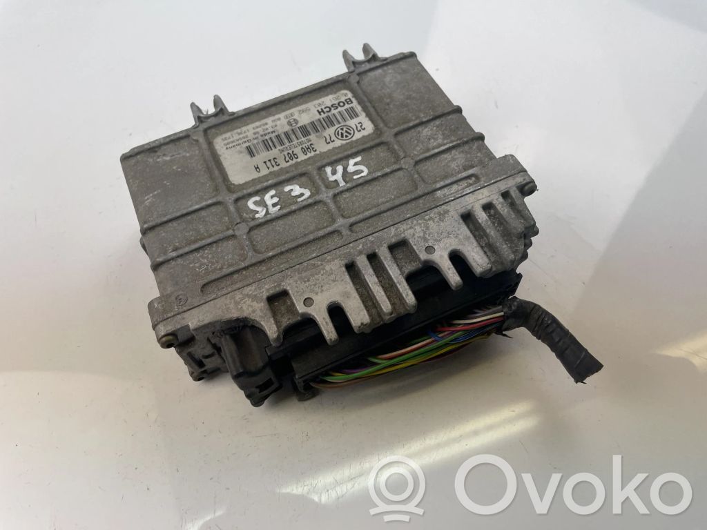Volkswagen Golf III Engine control unit/module ECU 