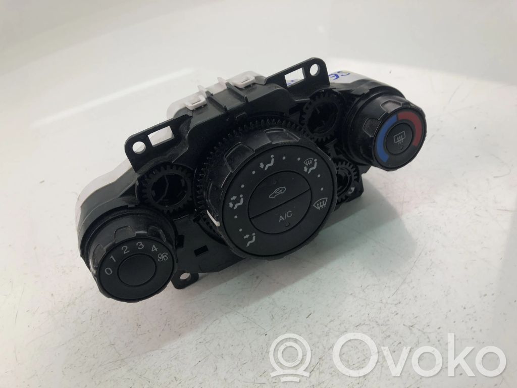 Ford Fiesta Interior fan control switch 