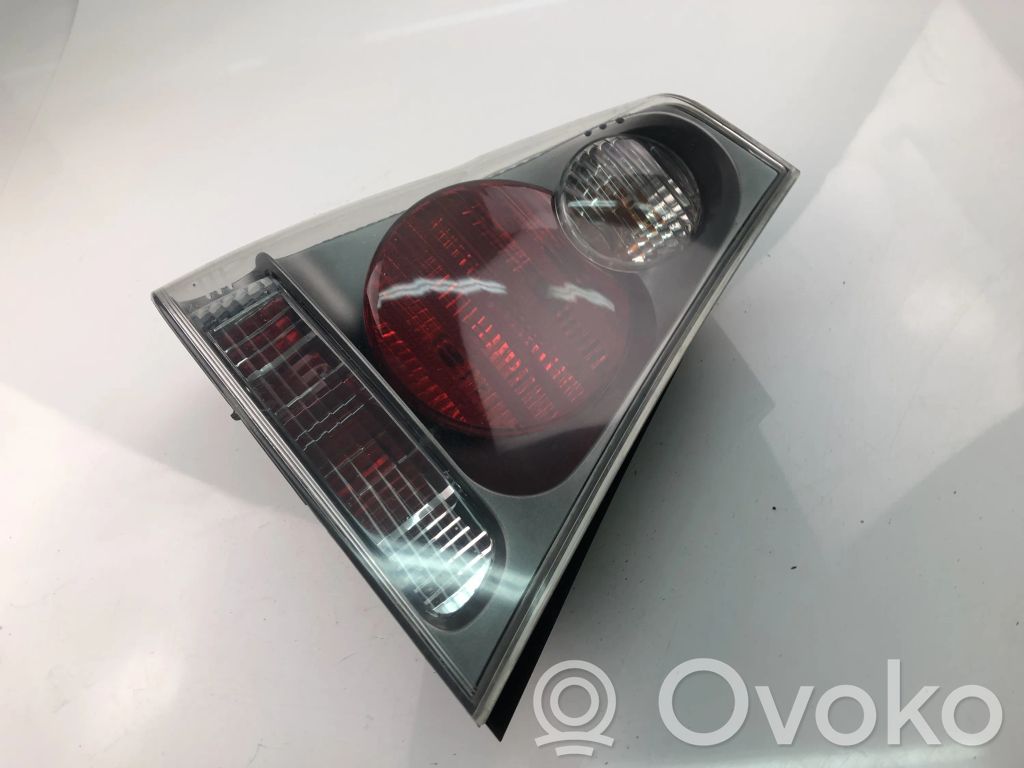 BMW 3 E46 Tailgate rear/tail lights 