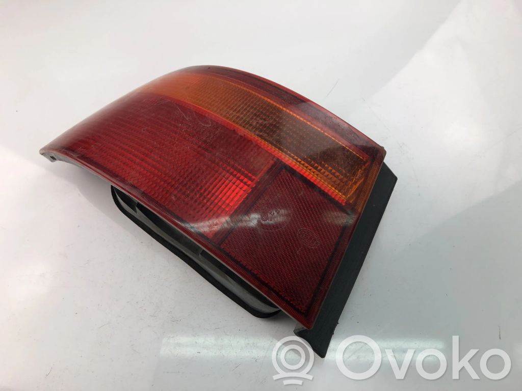 Honda Accord Lampă spate în capacul portbagajului 