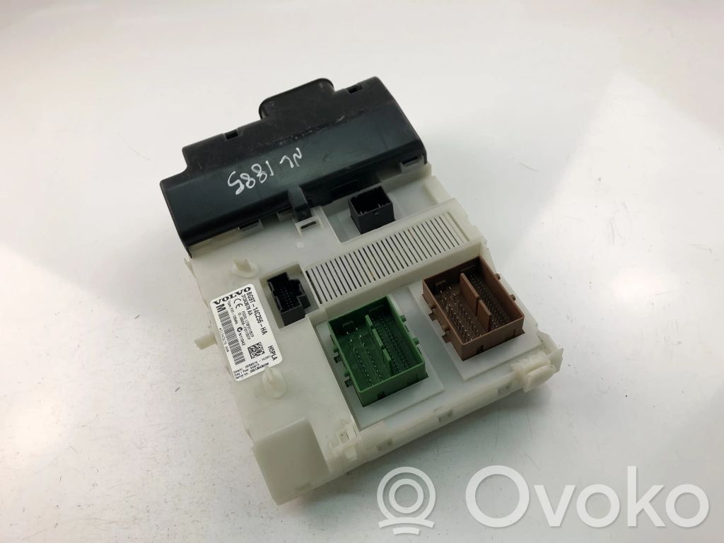 Volvo V70 Unidad de control/módulo de carrocería central 
