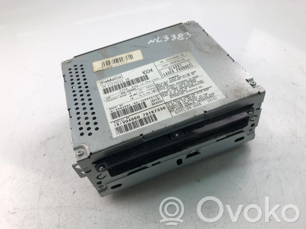 Volvo V70 Unitate principală radio/CD/DVD/GPS 