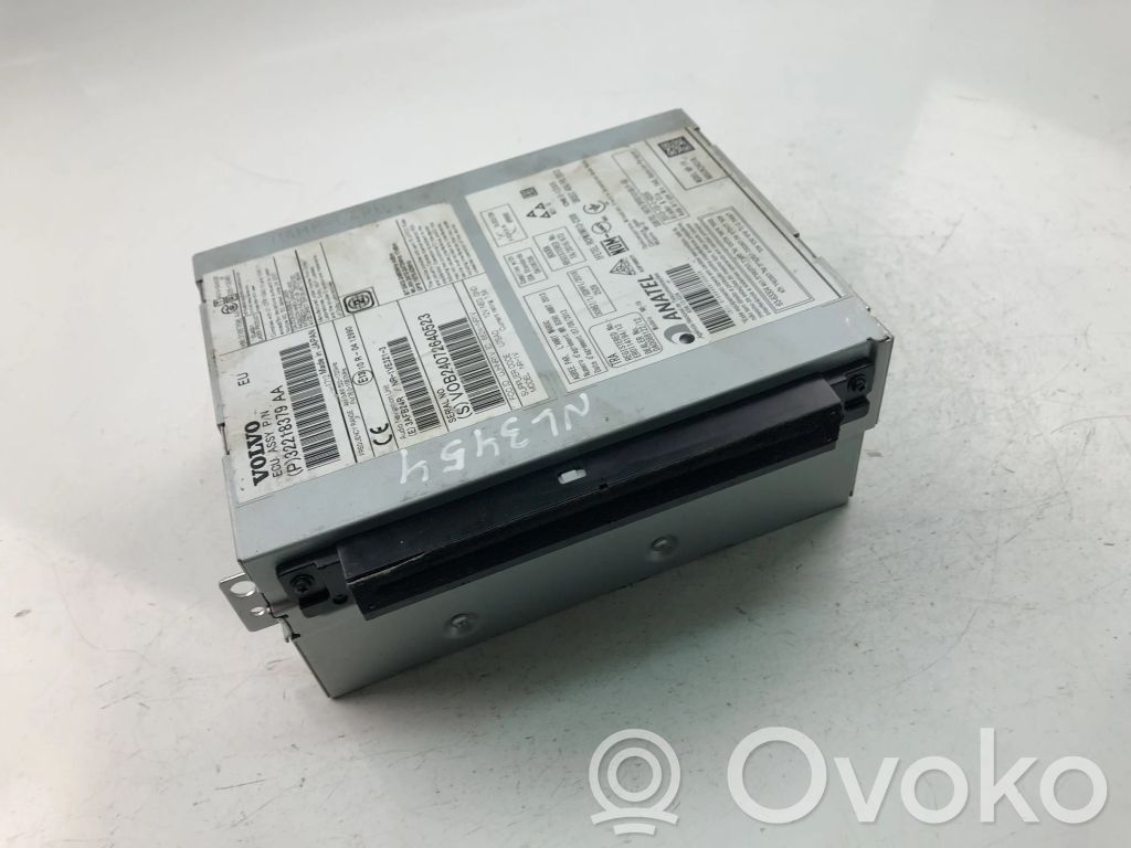 Volvo V40 Radio/CD/DVD/GPS head unit 