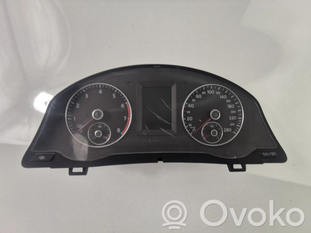 Volkswagen Scirocco Speedometer (instrument cluster) 