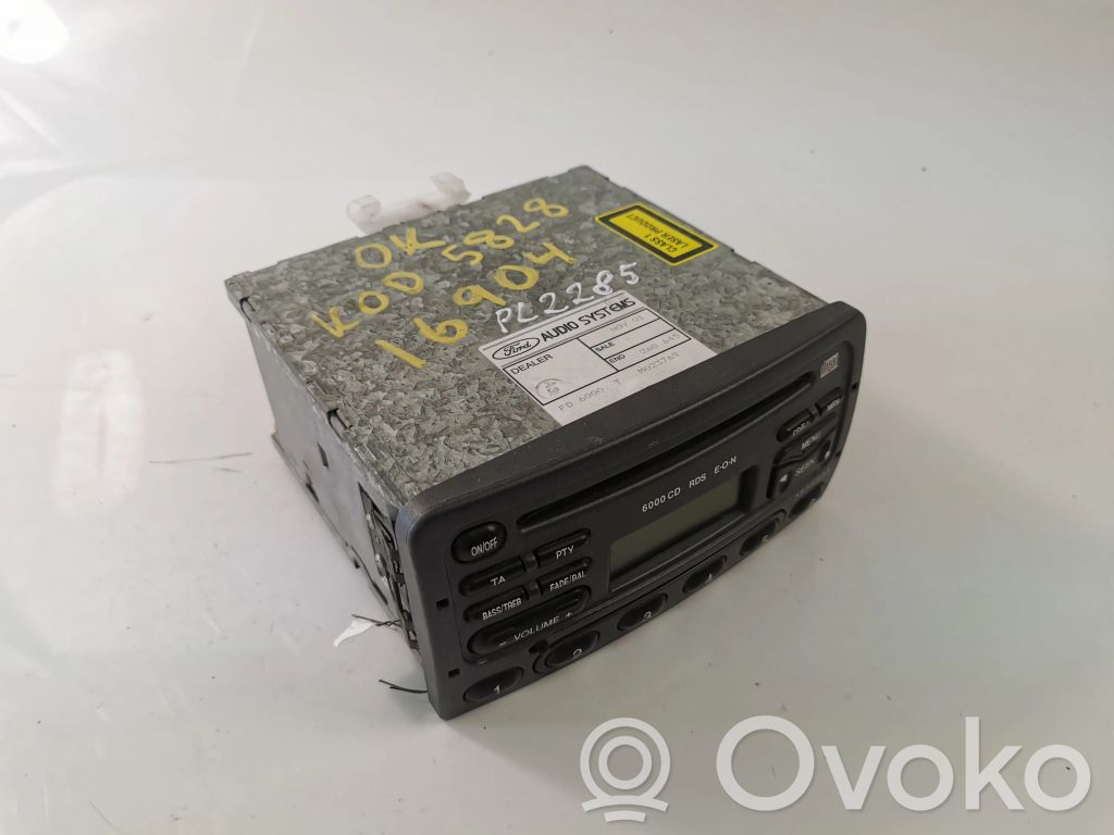 Ford Focus Radio / CD-Player / DVD-Player / Navigation 