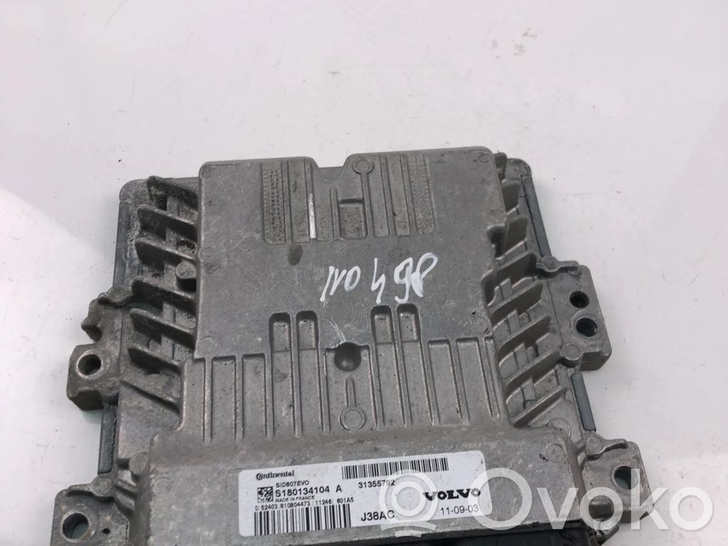 Volvo V50 Engine control unit/module ECU 