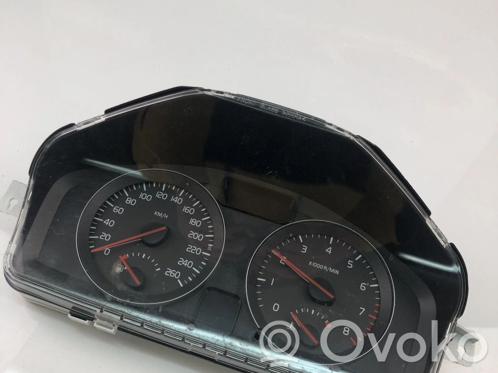 Volvo V50 Speedometer (instrument cluster) 