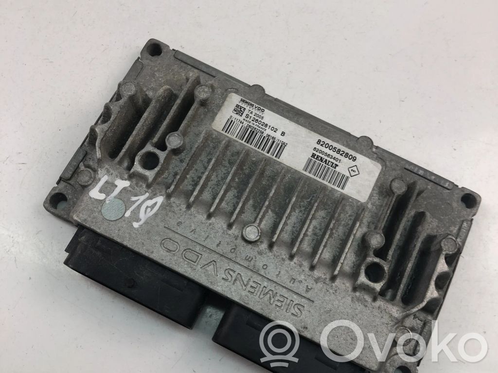 Renault Clio III Engine control unit/module ECU 
