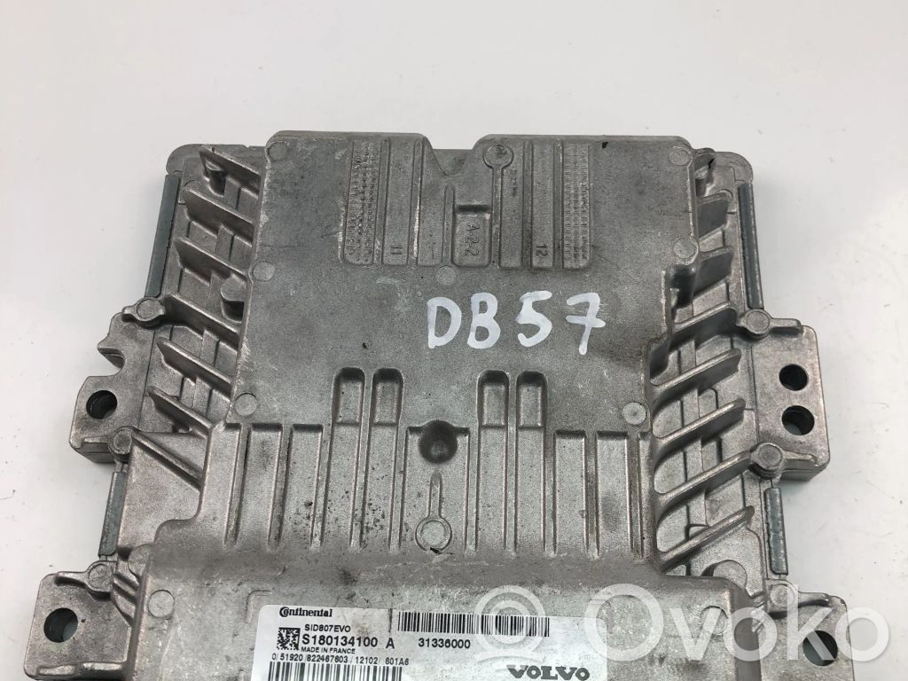 Volvo S40 Engine control unit/module ECU 