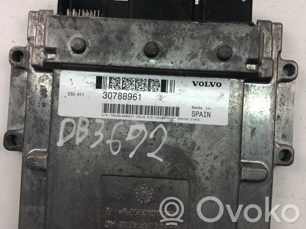 Volvo C30 Engine control unit/module ECU 