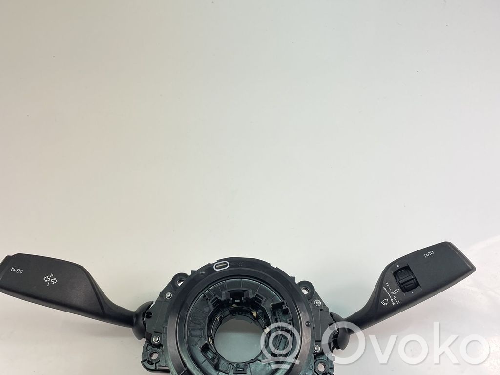 BMW 5 G30 G31 G38 Manetă semnalizator 