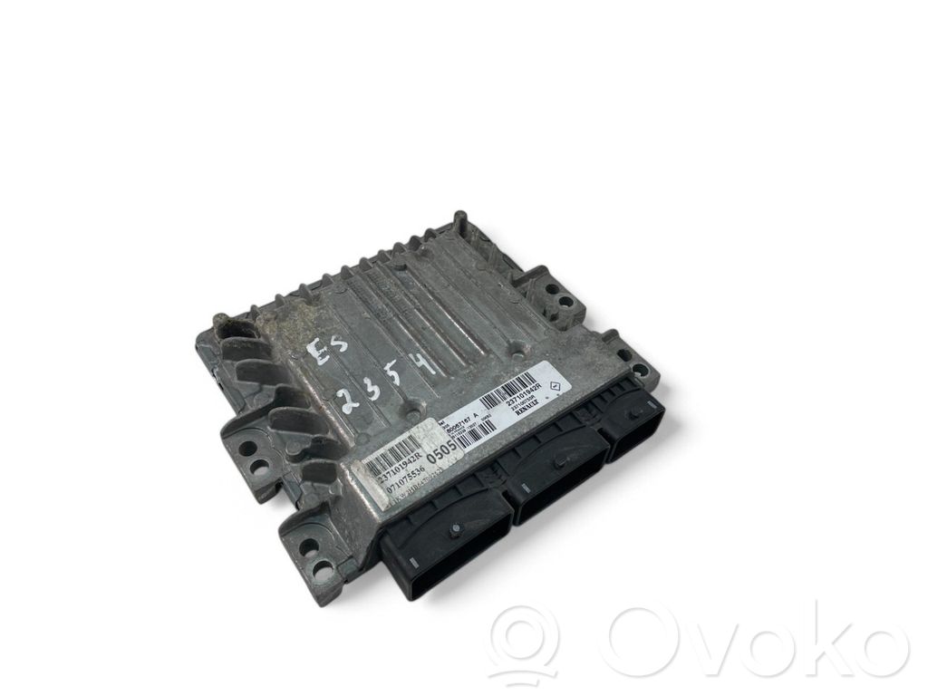 Renault Kangoo II Engine control unit/module ECU 