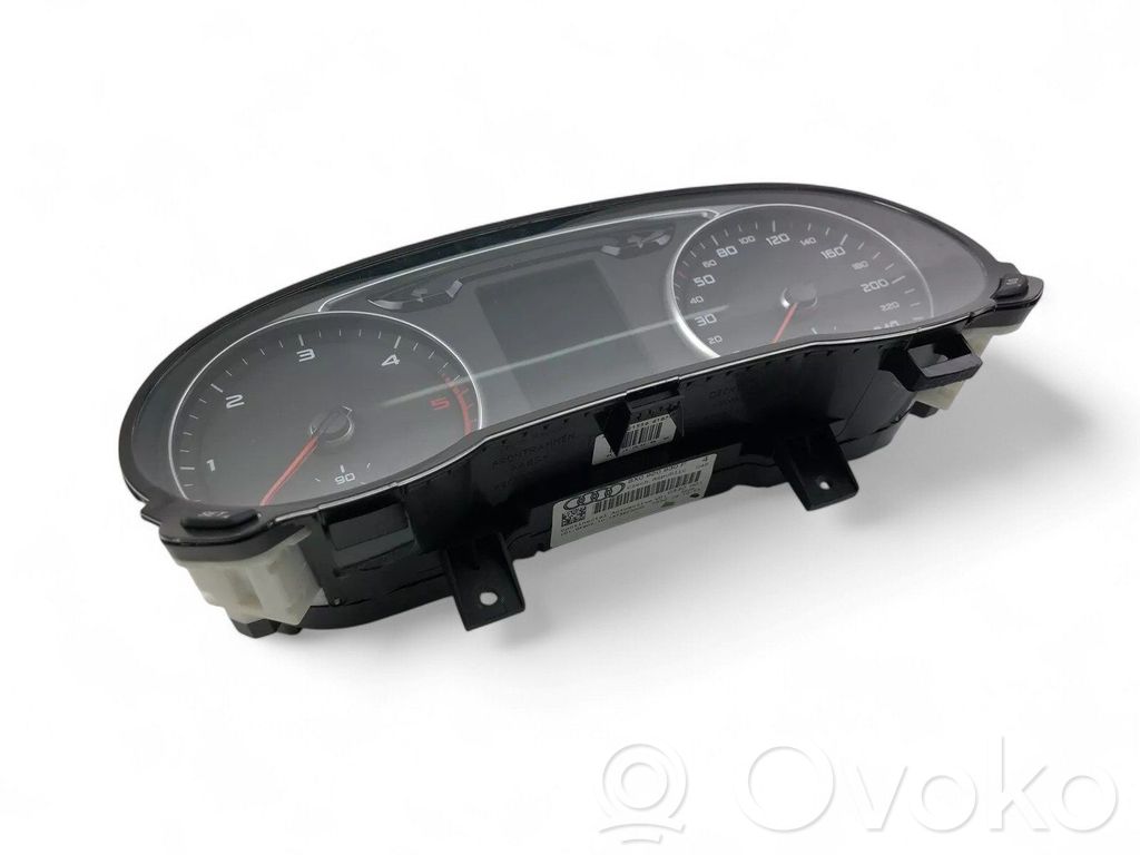 Audi A1 Speedometer (instrument cluster) 