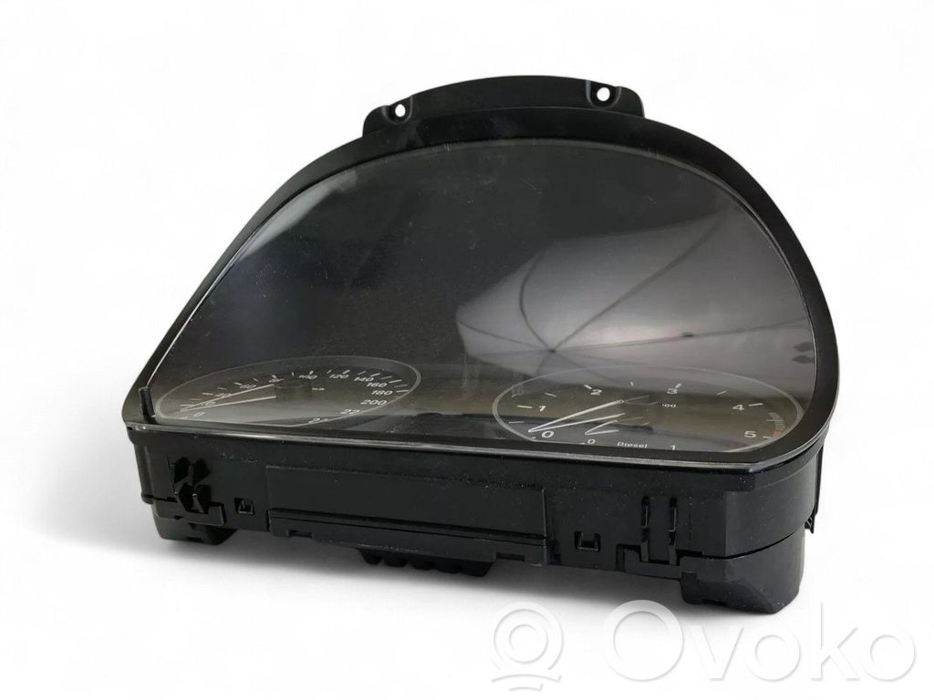 BMW 1 E81 E87 Speedometer (instrument cluster) 