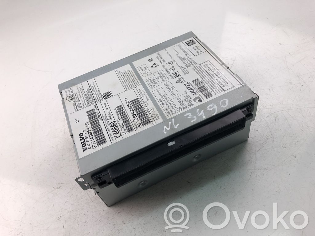 Volvo V40 Panel / Radioodtwarzacz CD/DVD/GPS 