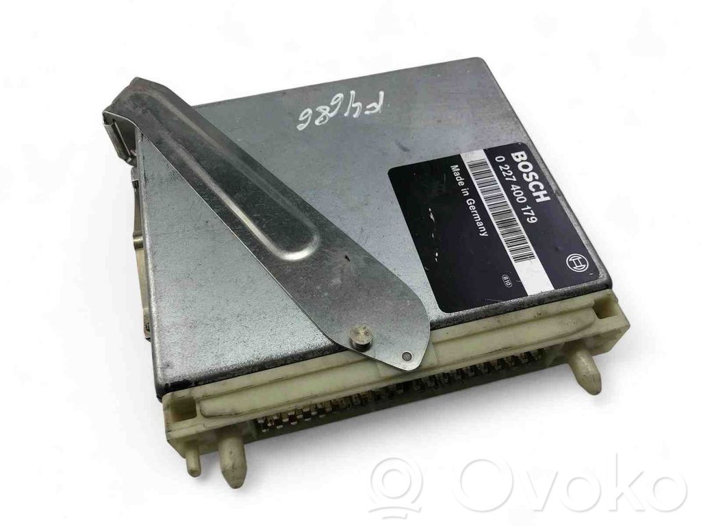 Engine control unit/module   P06845003