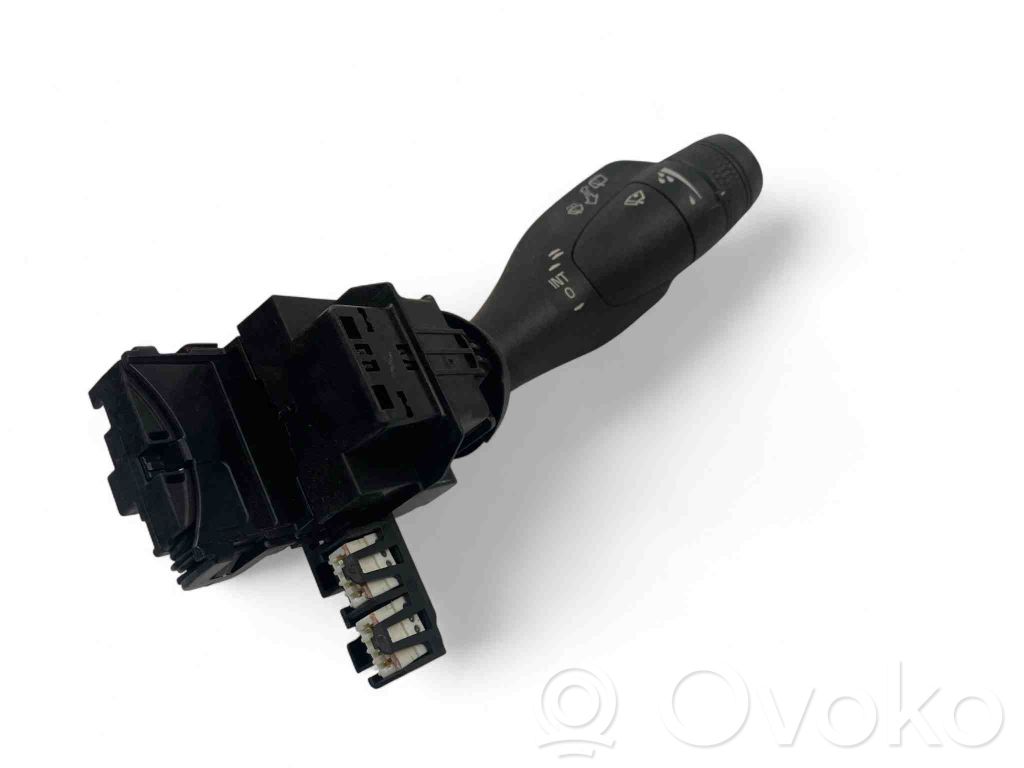 Volvo XC90 Wiper control stalk 