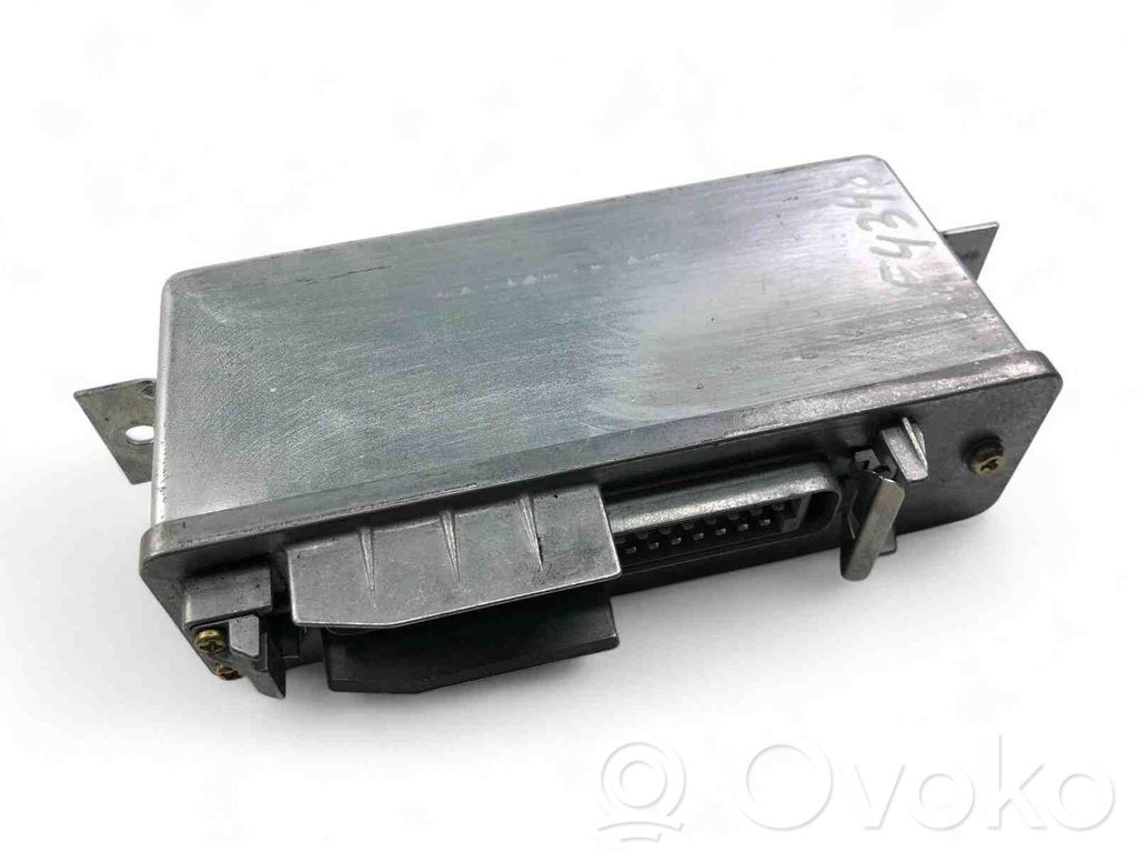 BMW 5 E28 Engine control unit/module 