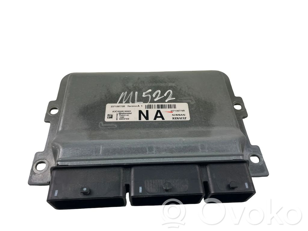 Dacia Sandero Engine control unit/module 