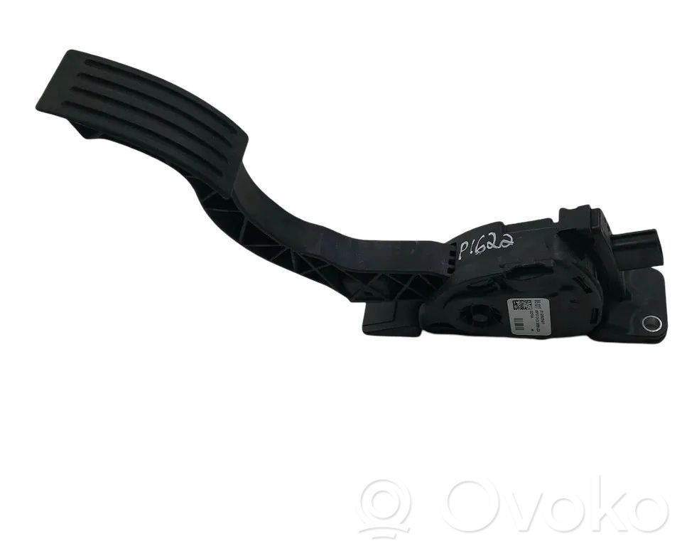 Volvo V40 Accelerator throttle pedal bracket 