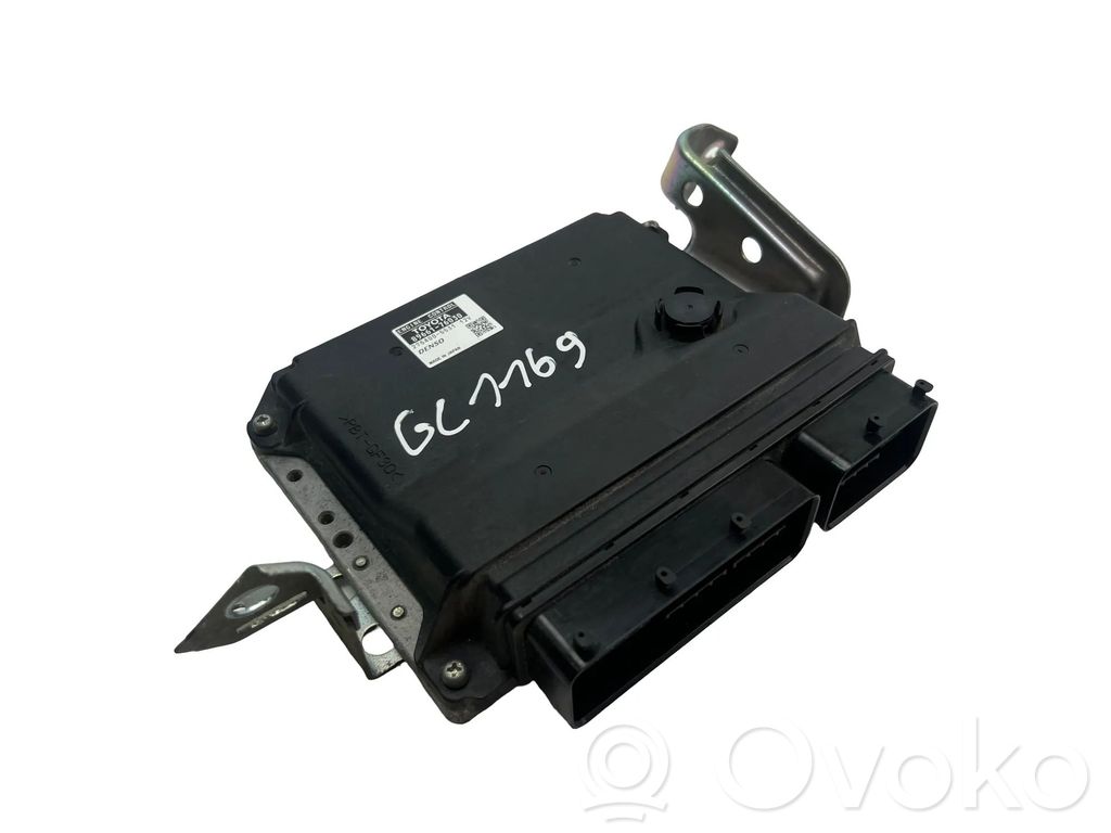 Lexus CT 200H Engine control unit/module 