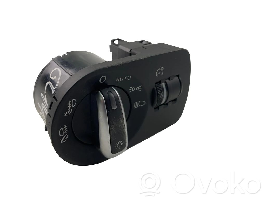 Audi Q3 8U Light switch 