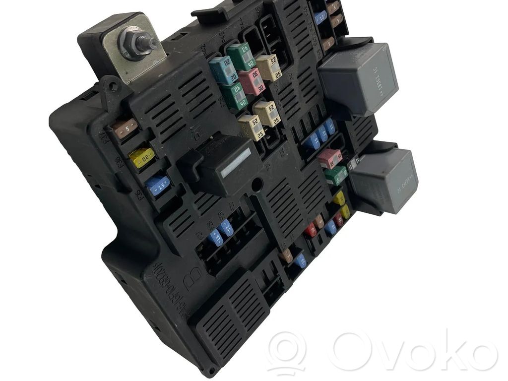 Volvo XC60 Fuse module 