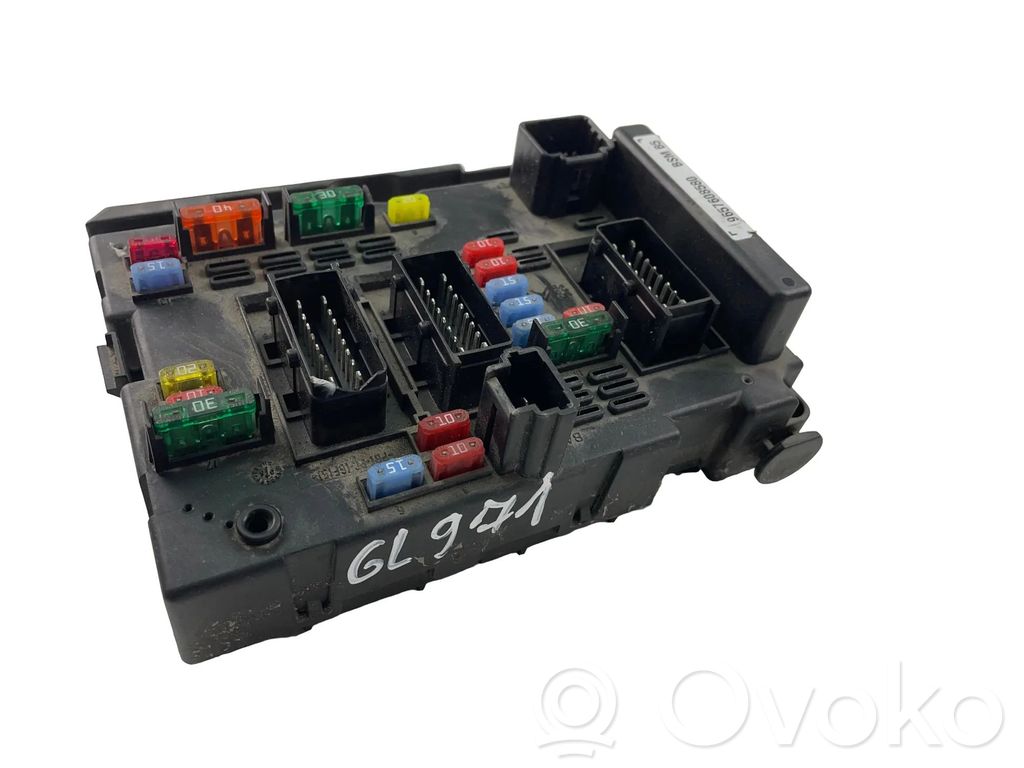 Citroen C5 Fuse module 