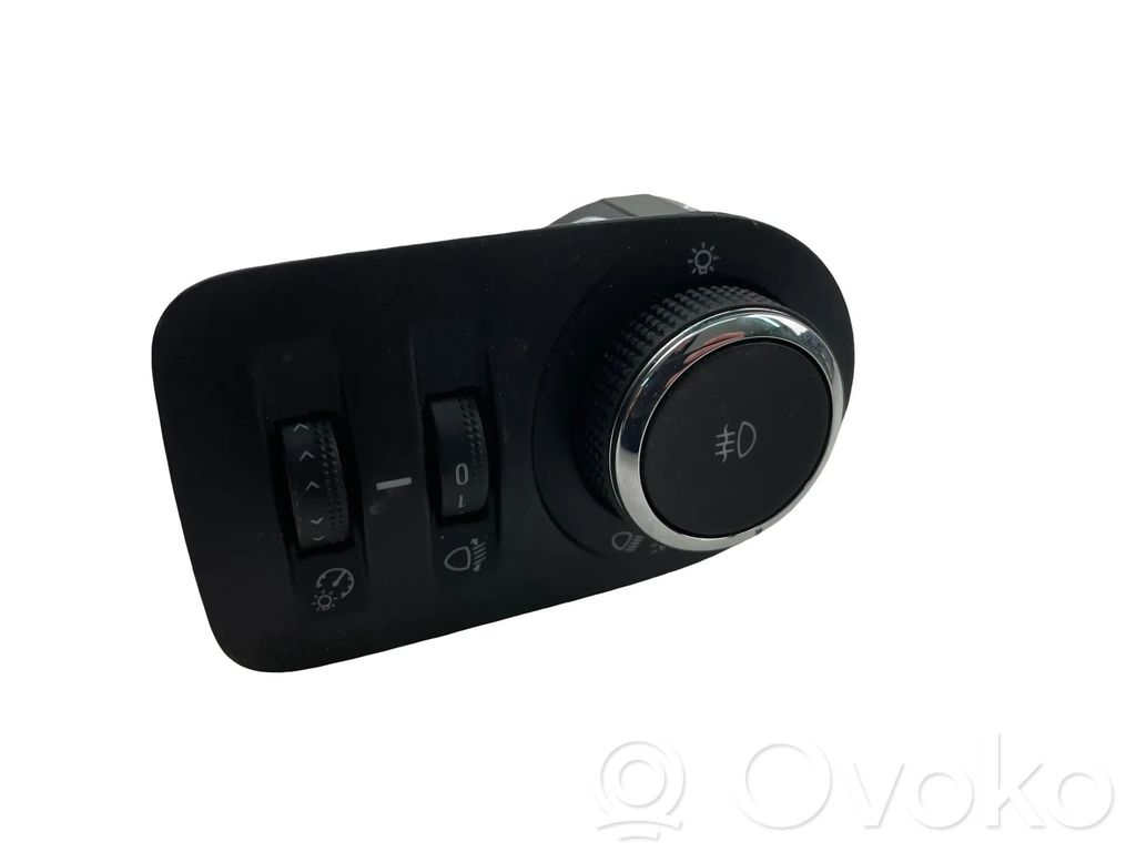 Opel Corsa D Comutator lumini 