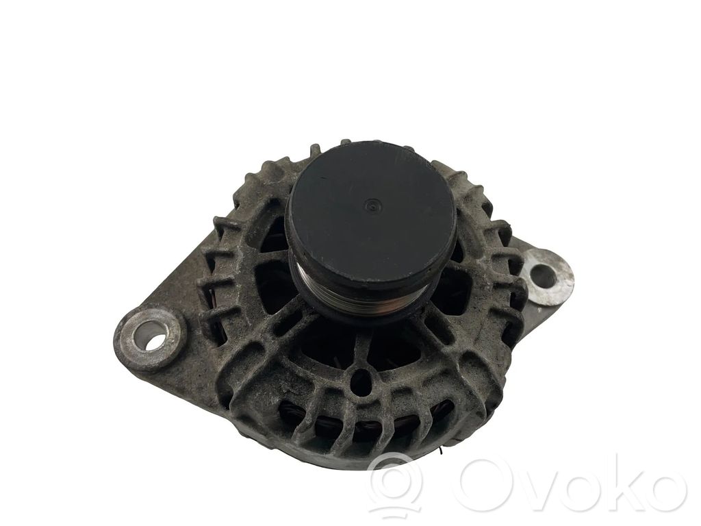 Opel Insignia A Generator/alternator 