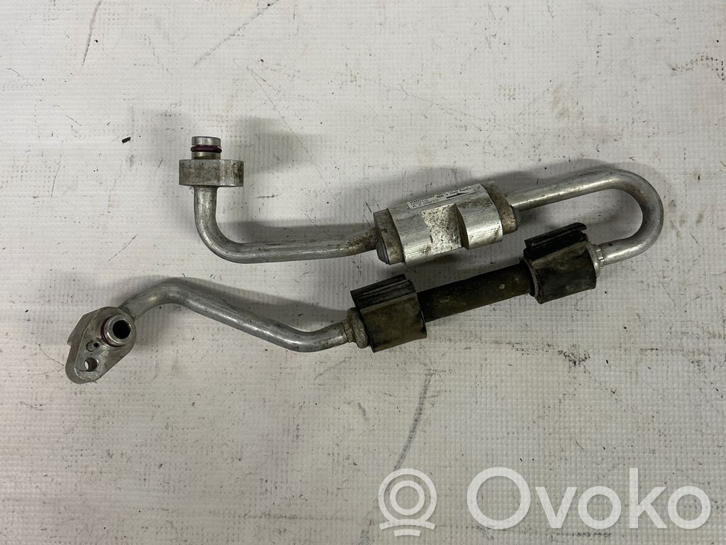 Audi Q7 4M Air conditioning (A/C) pipe/hose 